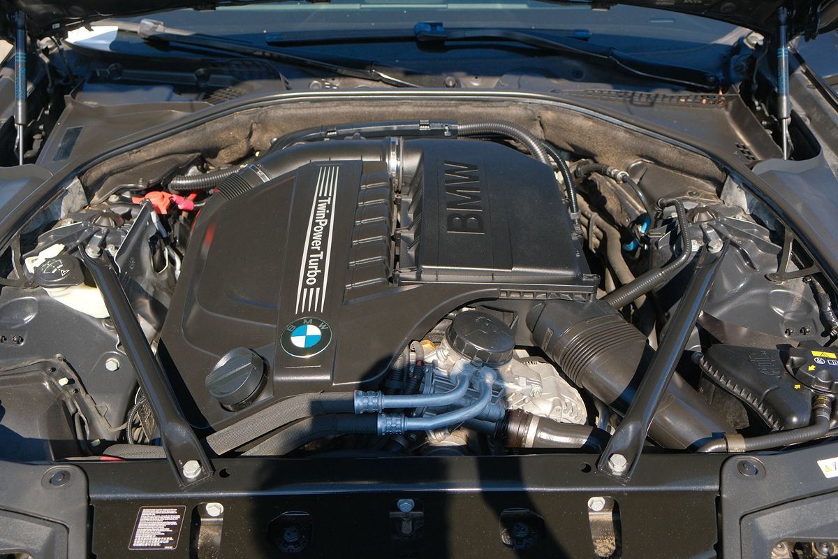 2016 Bmw 535i 5-Series photo 8
