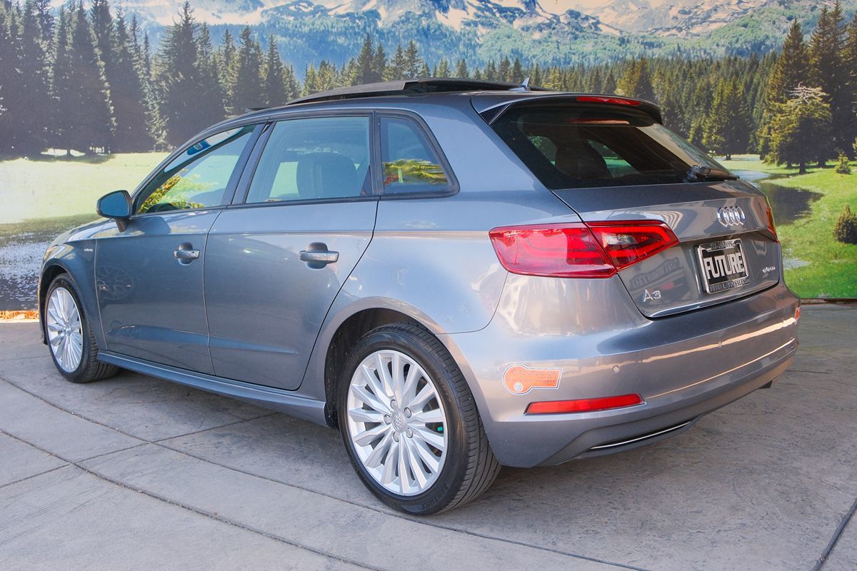 2016 Audi A3 E-tron Premium photo 4