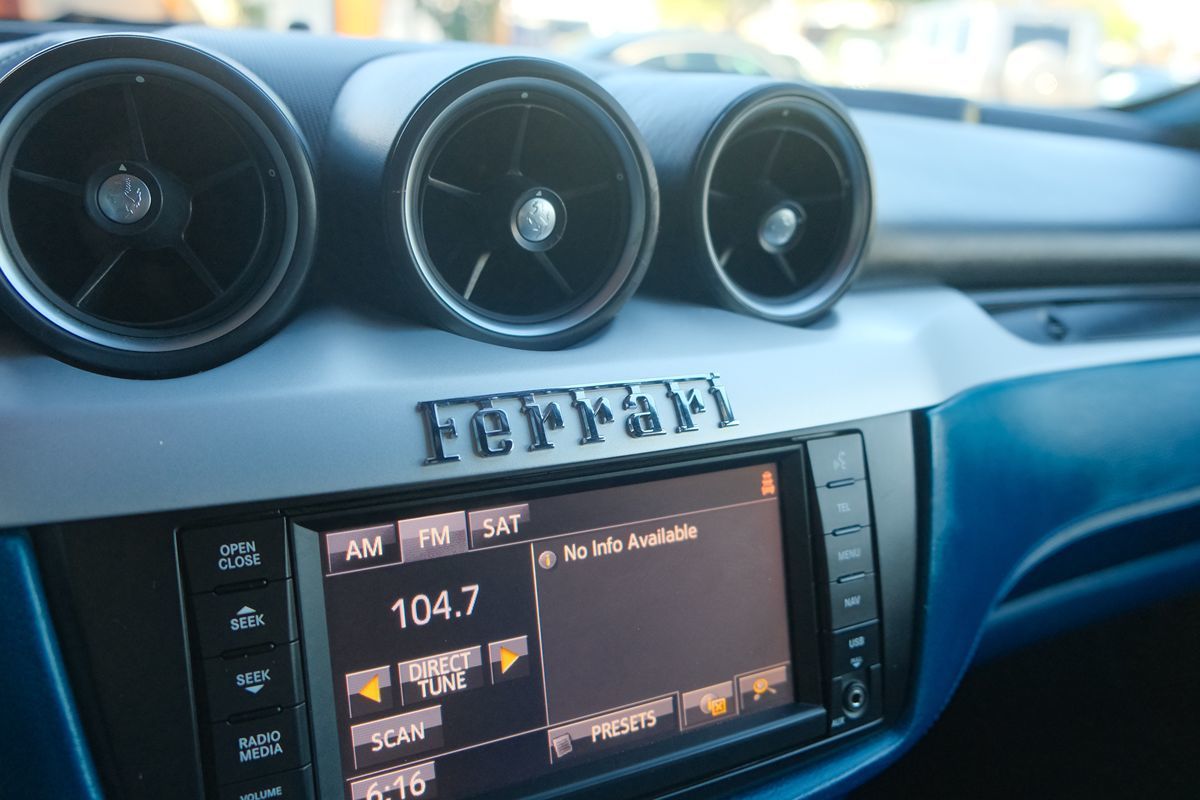 2012 Ferrari FF Base - Photo 17