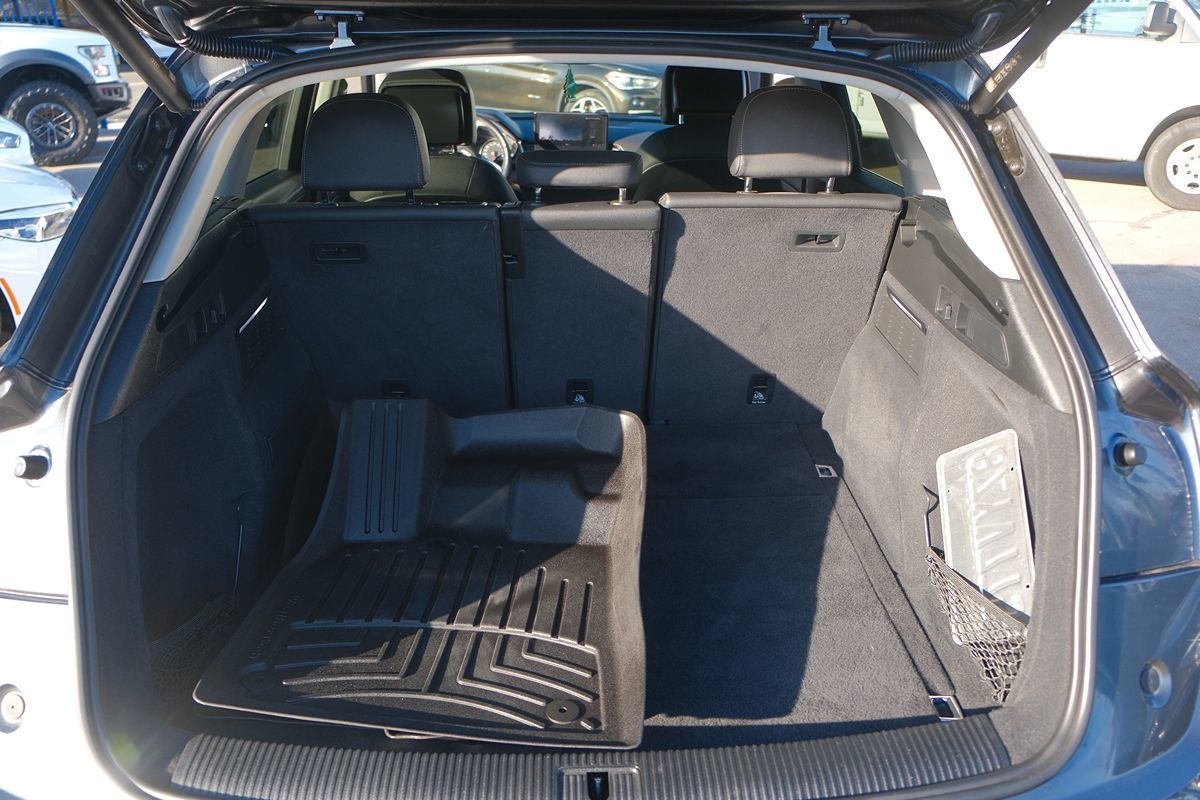2022 Audi Q5 S line Premium photo 38