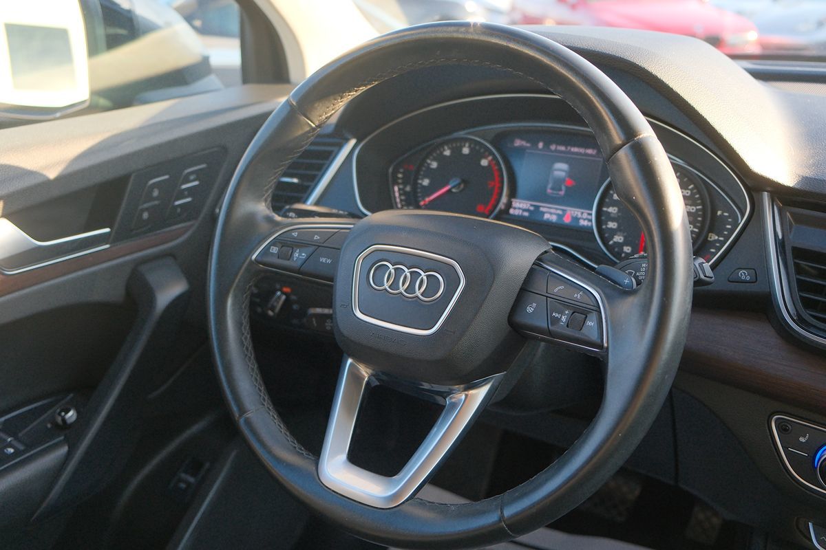 2022 Audi Q5 S line Premium photo 49