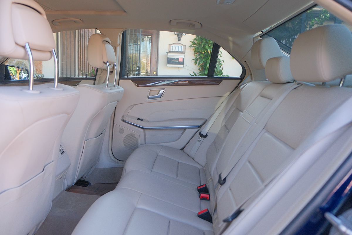 2016 Mercedes Benz E 250 BlueTEC Sport Sedan photo 28