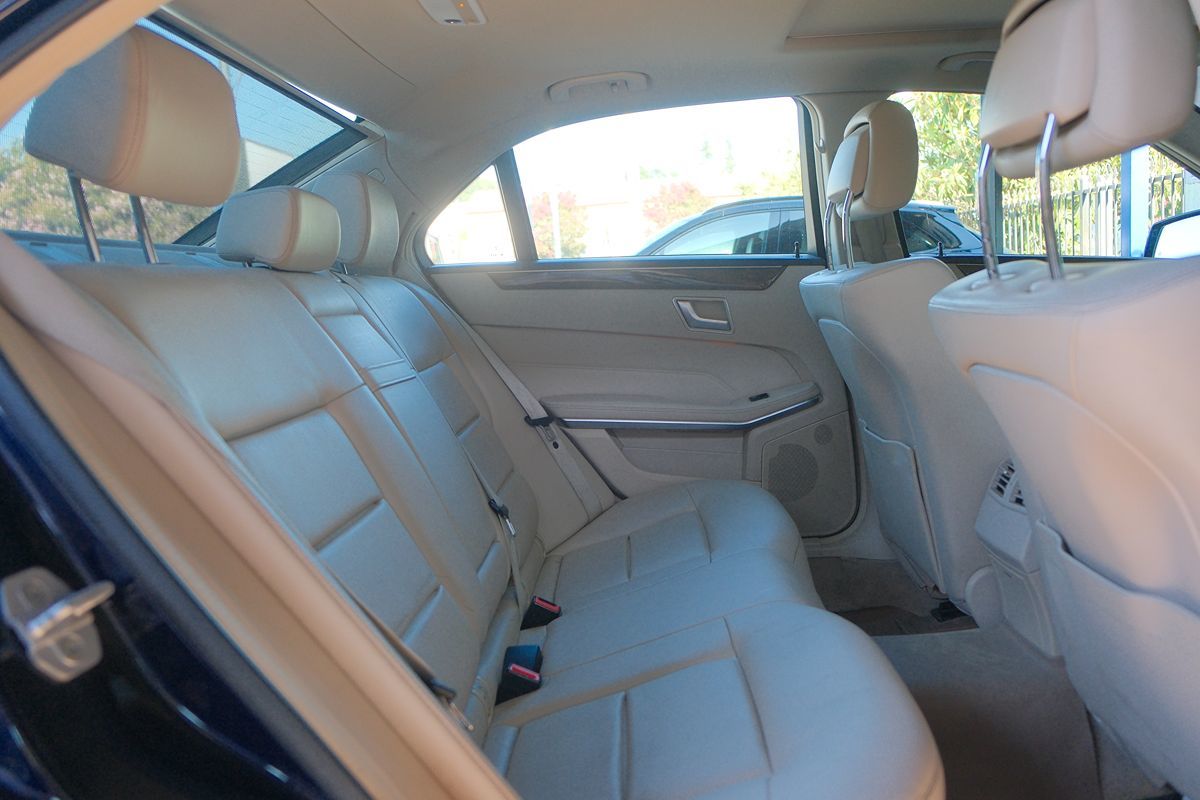 2016 Mercedes Benz E 250 BlueTEC Sport Sedan photo 26