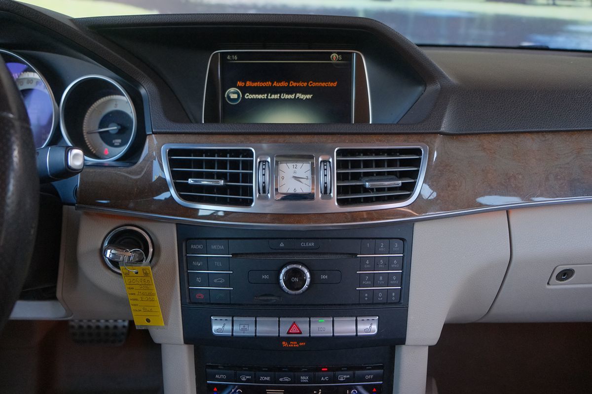2016 Mercedes Benz E 250 BlueTEC Sport Sedan photo 15