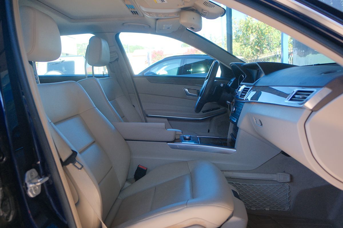 2016 Mercedes Benz E 250 BlueTEC Sport Sedan photo 23