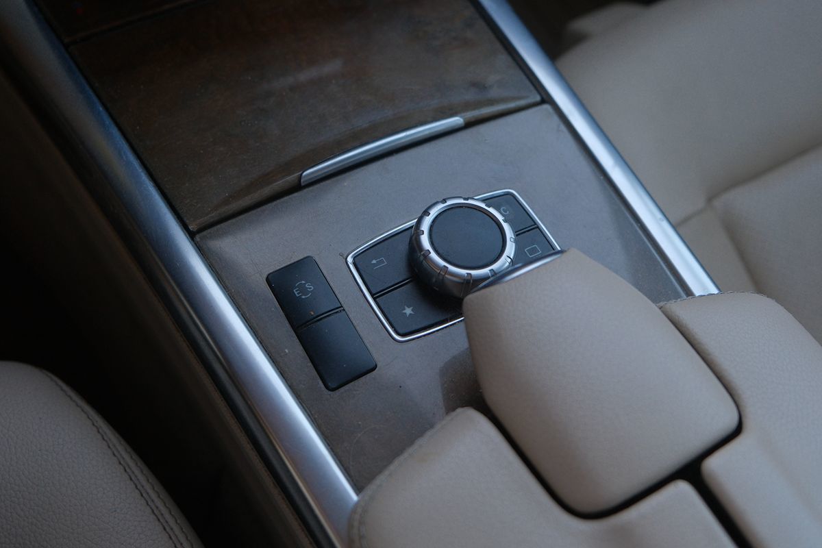 2016 Mercedes Benz E 250 BlueTEC Sport Sedan photo 19