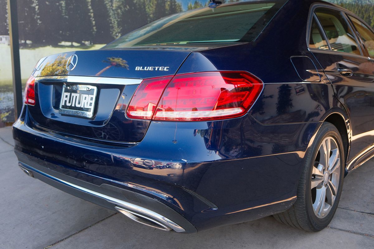2016 Mercedes Benz E 250 BlueTEC Sport Sedan photo 30