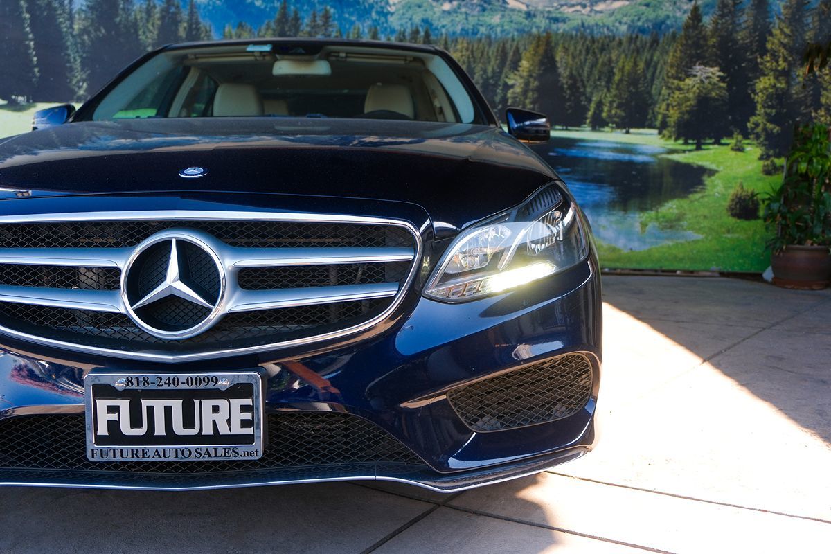 2016 Mercedes Benz E 250 BlueTEC Sport Sedan photo 40