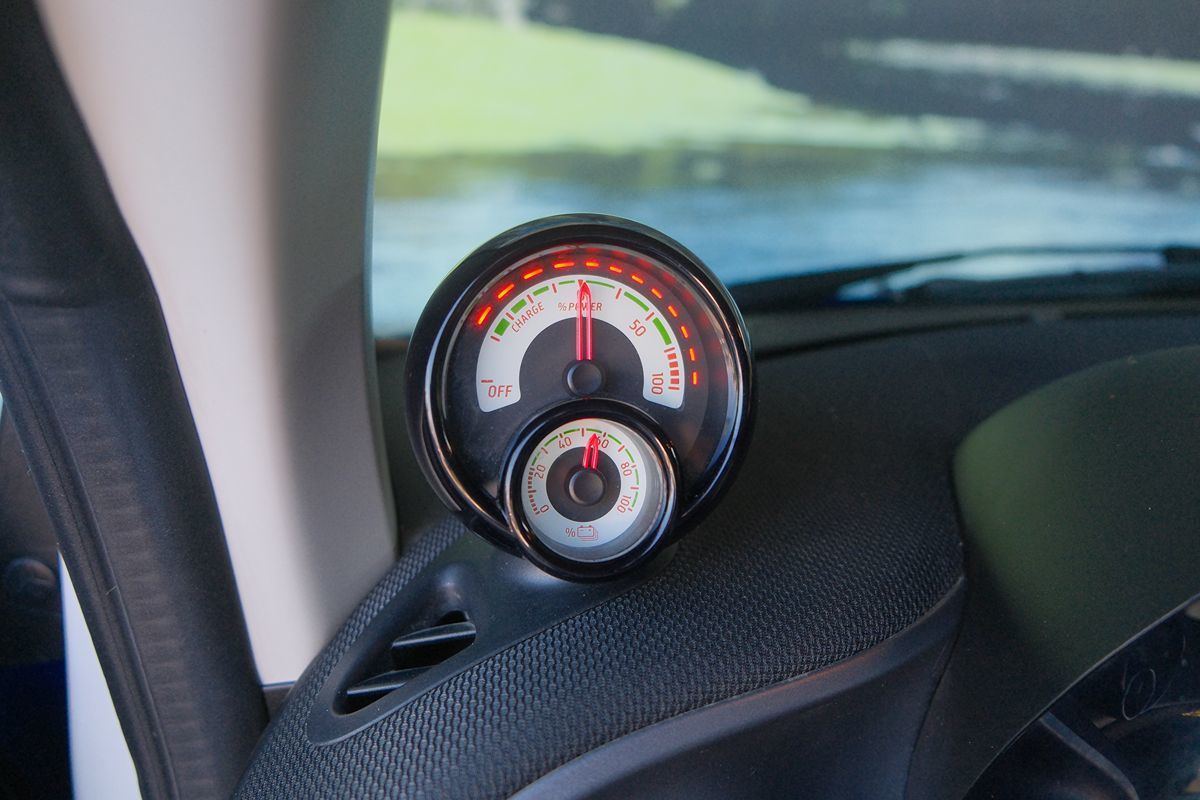 2019 Smart EQ Fortwo photo 14