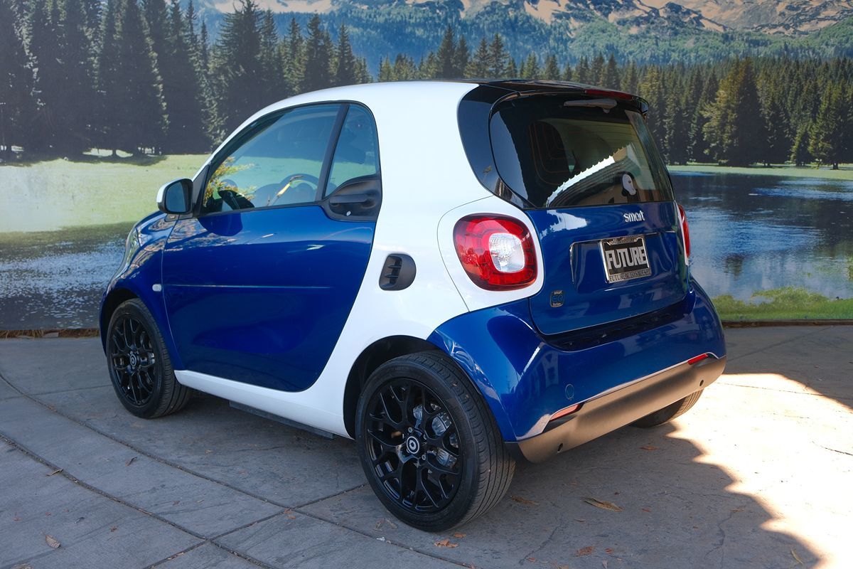 2019 Smart EQ Fortwo photo 4
