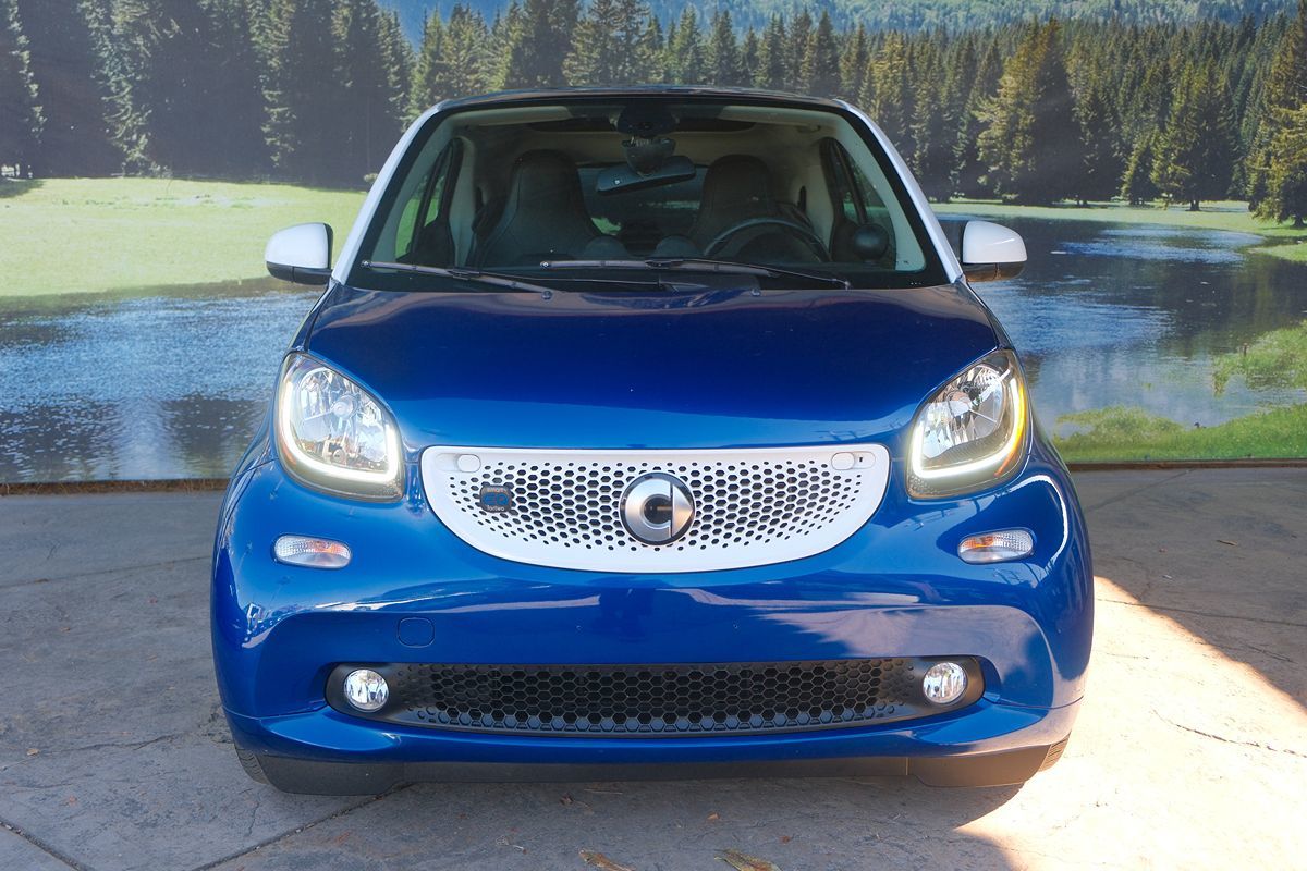 2019 Smart EQ Fortwo photo 2