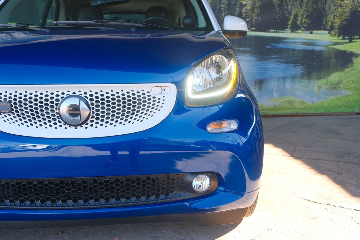 2019 Smart EQ Fortwo photo 27