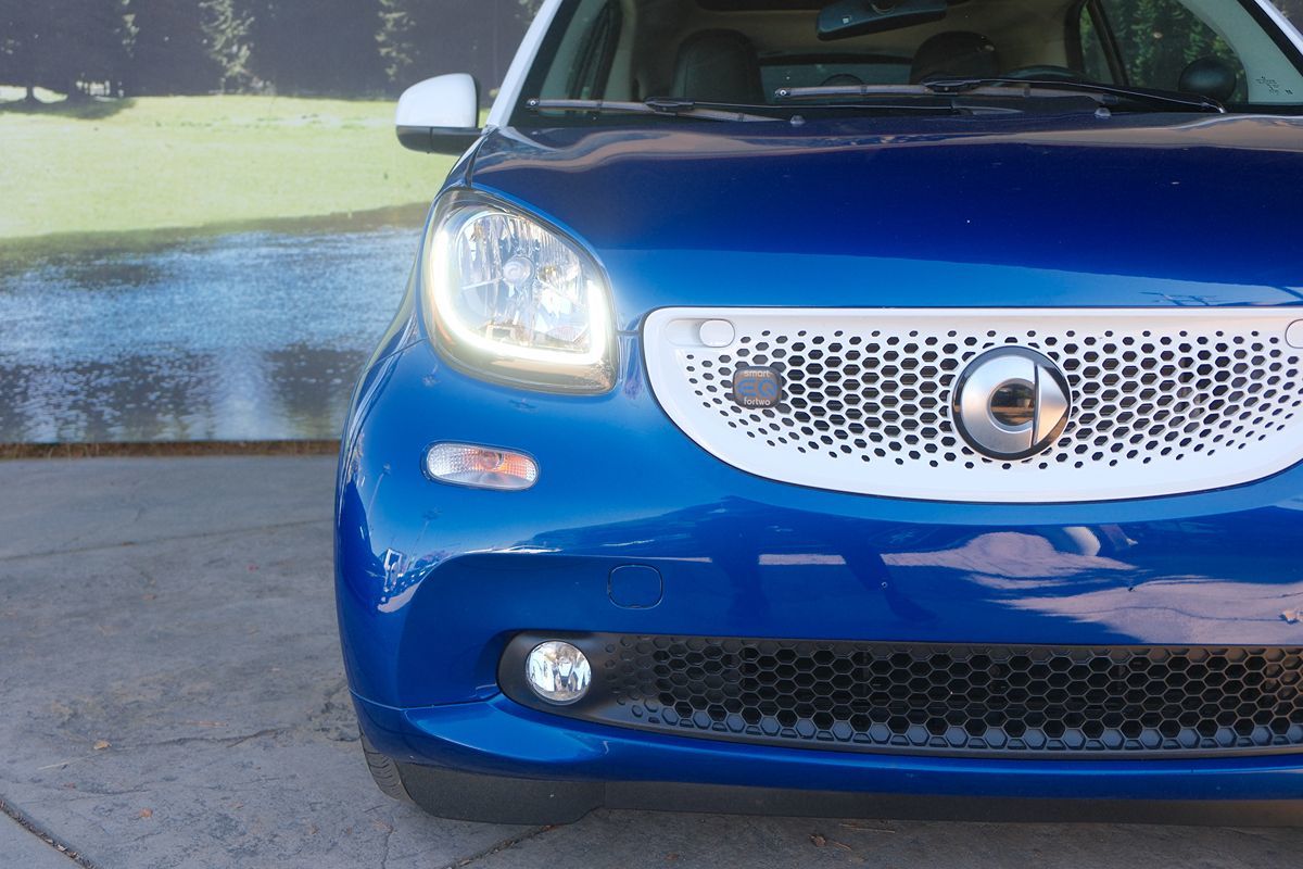 2019 Smart EQ Fortwo photo 26