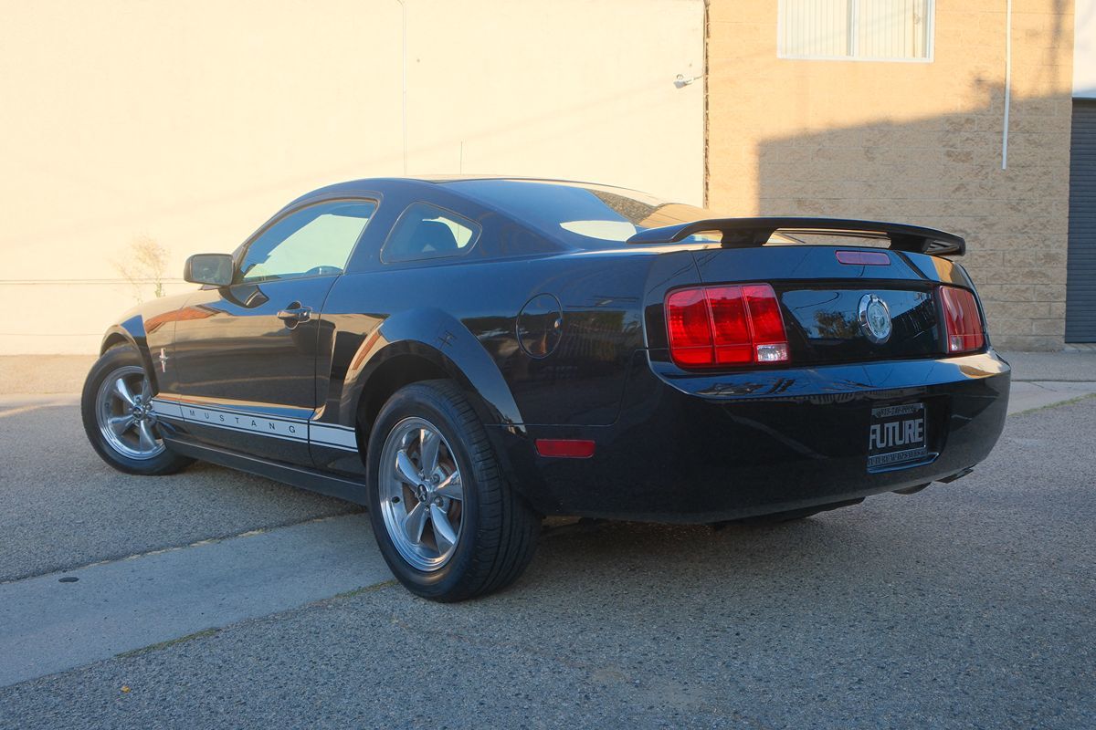 2006 Ford Mustang photo 4