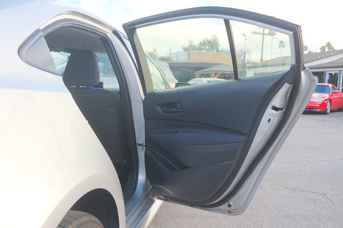 2023 Toyota Corolla Hybrid LE photo 27