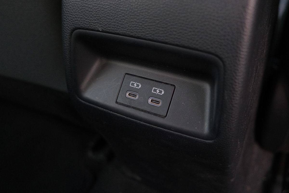 2023 Toyota Corolla Hybrid LE photo 30