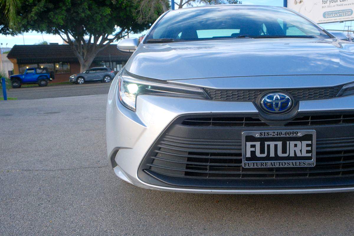 2023 Toyota Corolla Hybrid LE photo 37