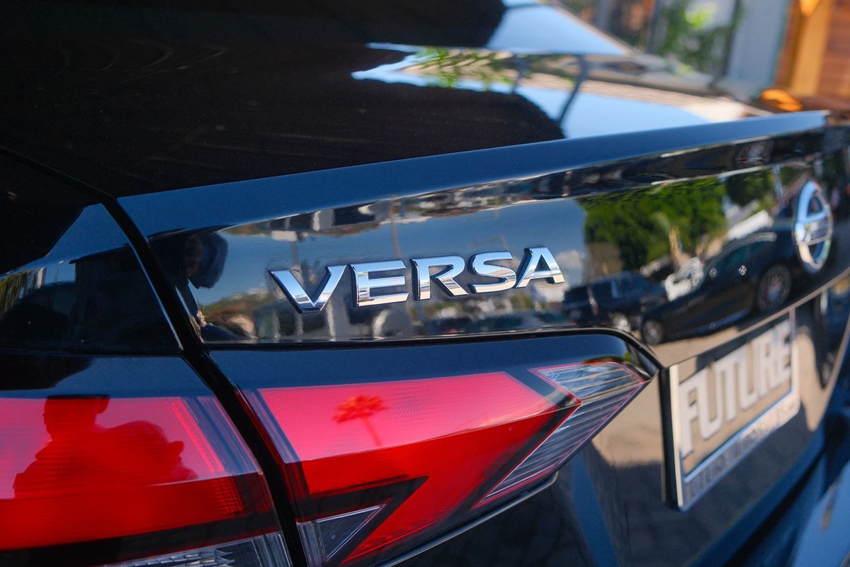 2021 Nissan Versa SV photo 42