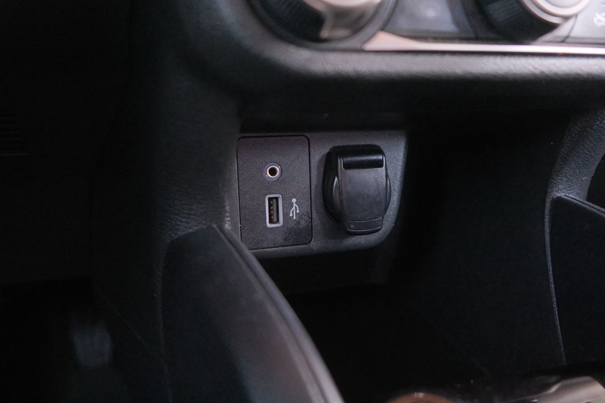 2021 Nissan Versa SV photo 23
