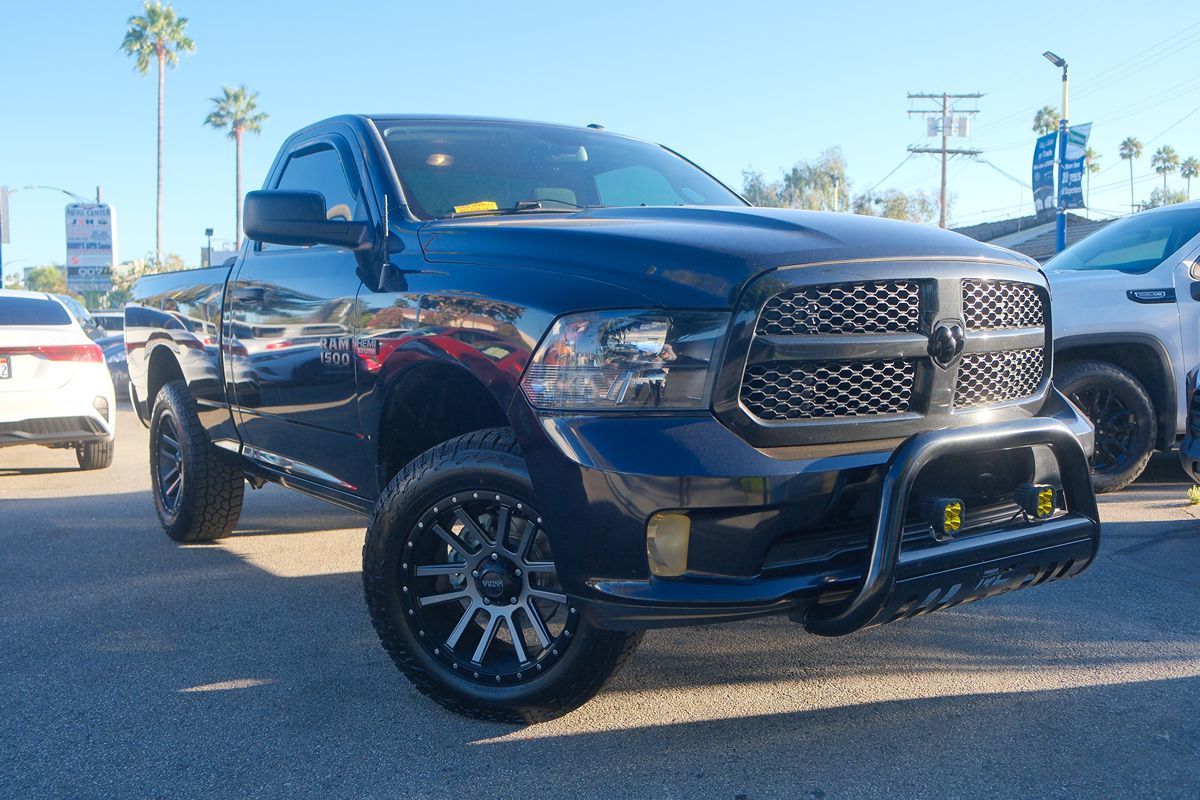 2016 Ram 1500 Express photo 3