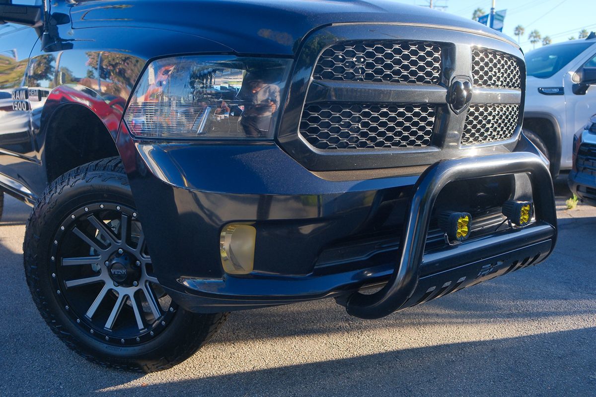 2016 Ram 1500 Express photo 7