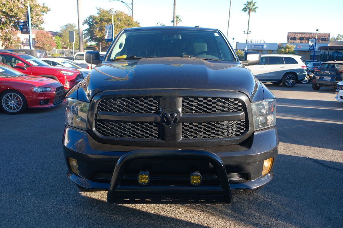 2016 Ram 1500 Express photo 2