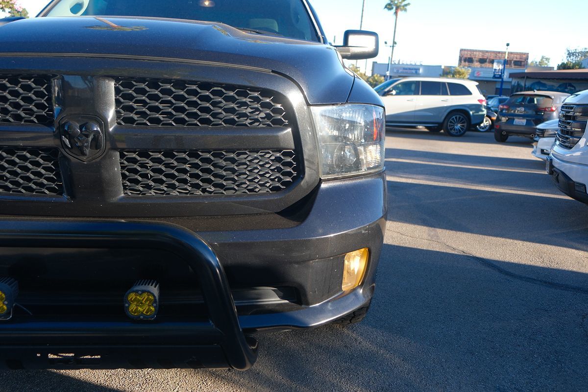 2016 Ram 1500 Express photo 19