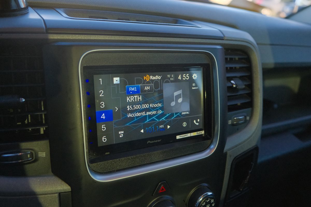 2016 Ram 1500 Express photo 13