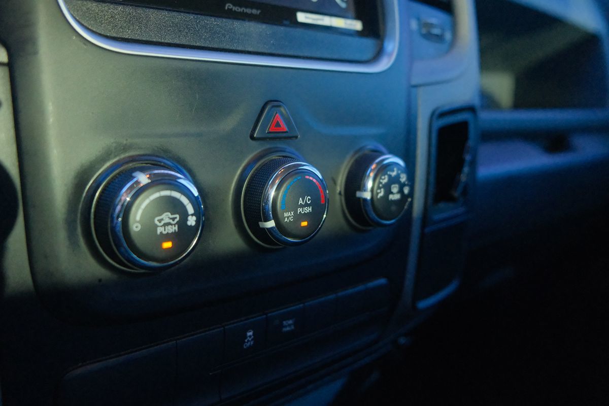 2016 Ram 1500 Express photo 14