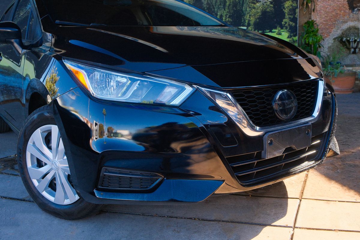 2020 Nissan Versa S photo 7
