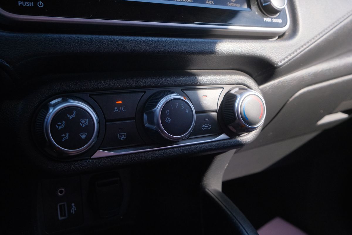 2020 Nissan Versa S photo 23