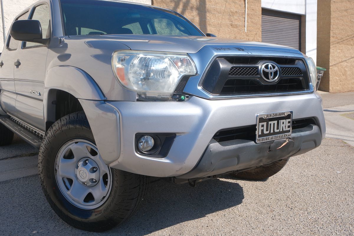 2015 Toyota Tacoma SR5 photo 7