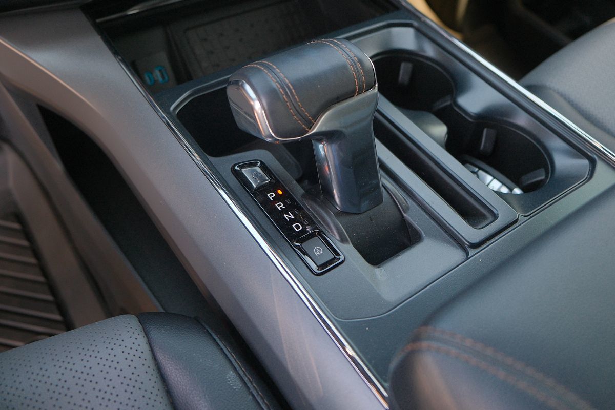 2024 Ford F-150 Lightning Lariat photo 26