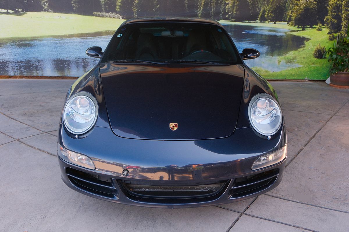 2005 Porsche 911 4S photo 2