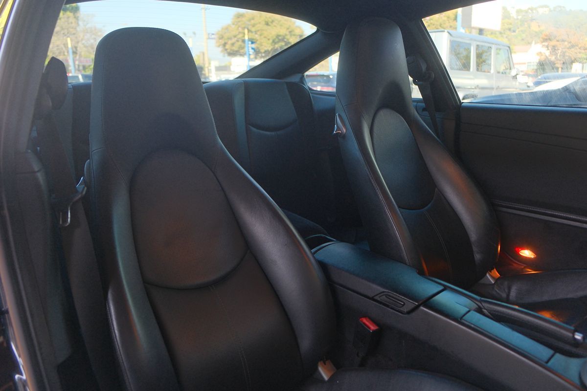 2005 Porsche 911 4S photo 31