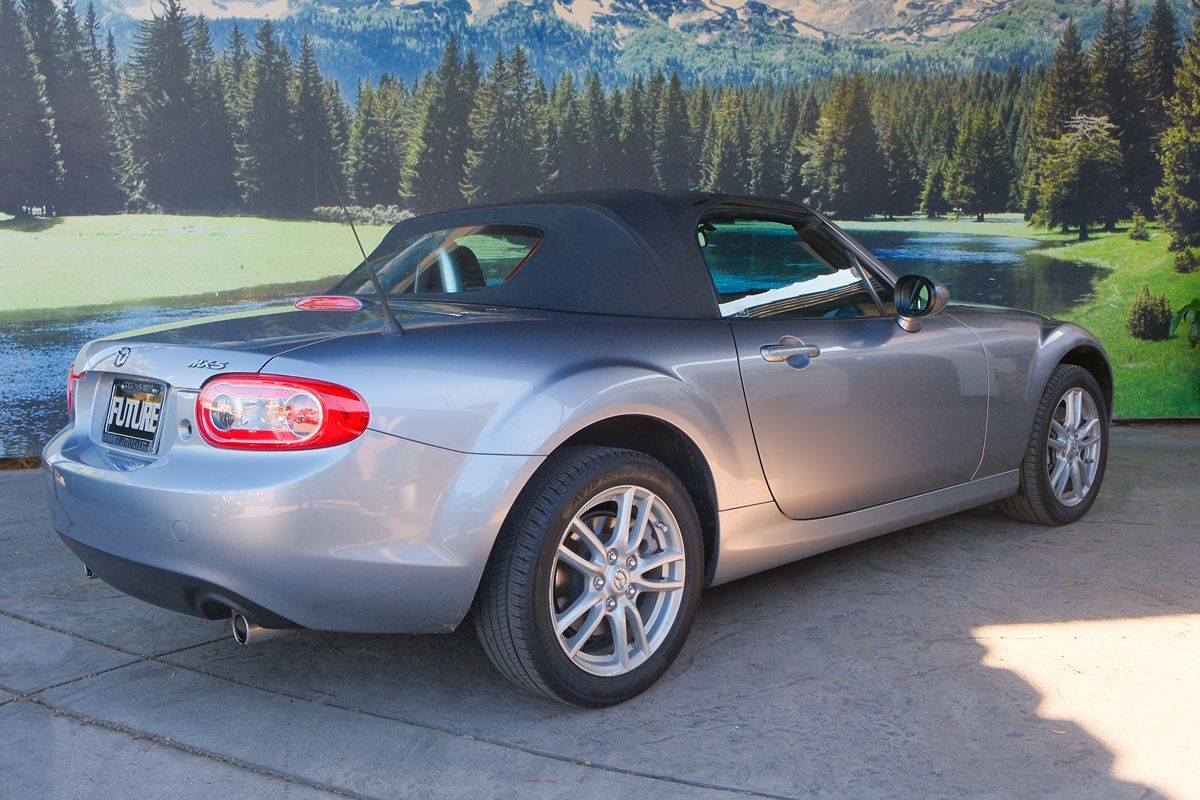 2011 Mazda MX-5 Miata Miata Sport photo 6