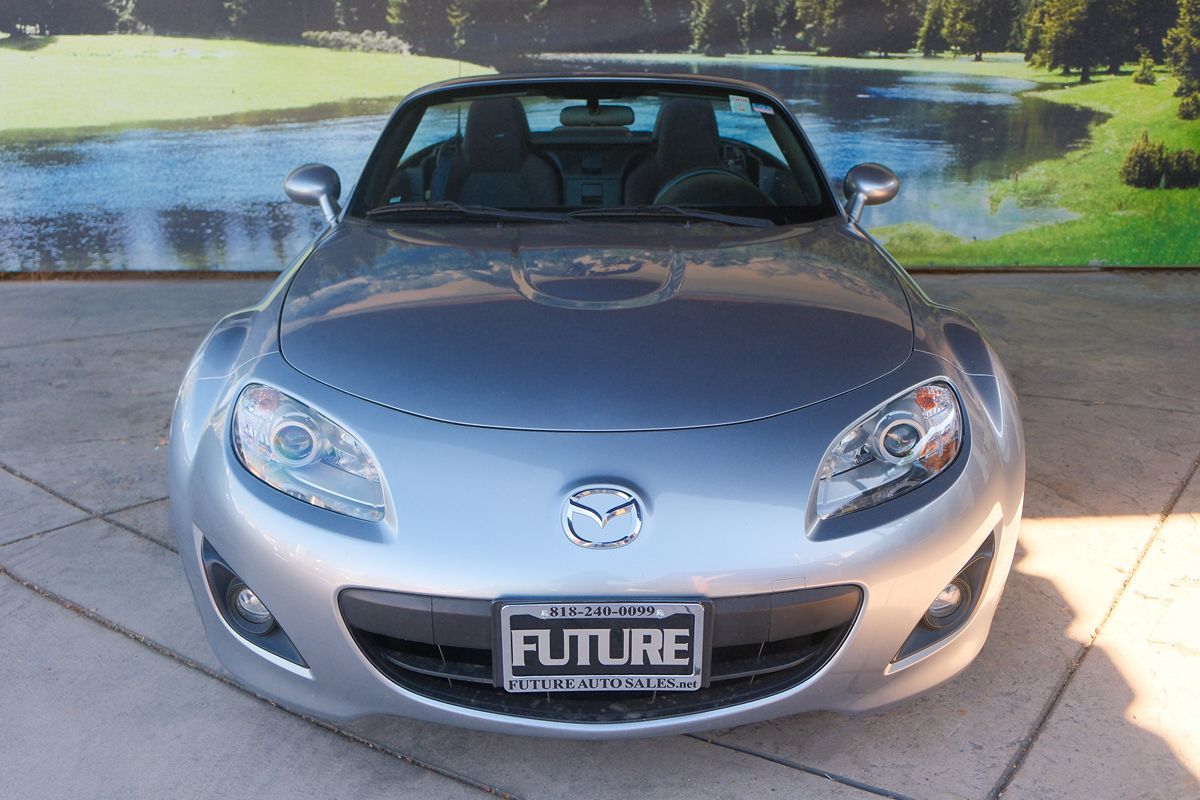 2011 Mazda MX-5 Miata Miata Sport photo 2