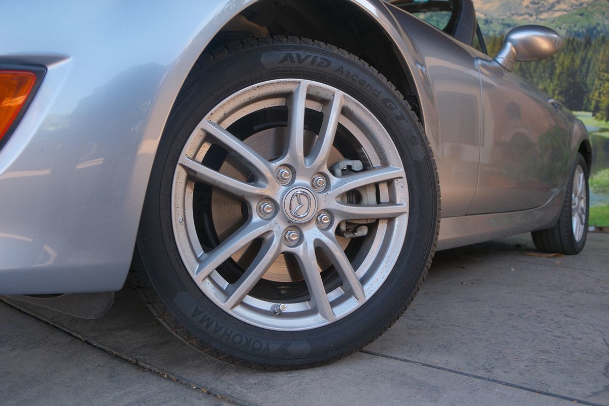 2011 Mazda MX-5 Miata Miata Sport photo 37