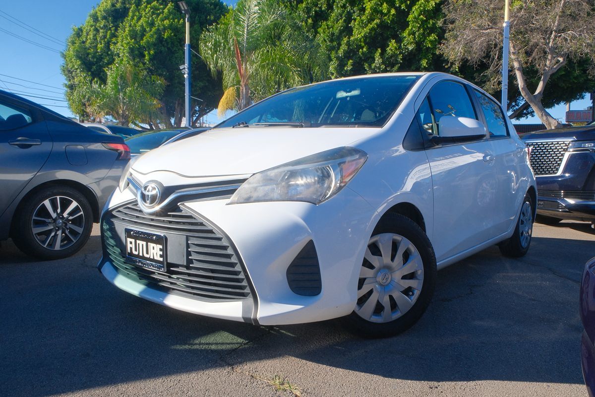 2015 Toyota Yaris photo 36