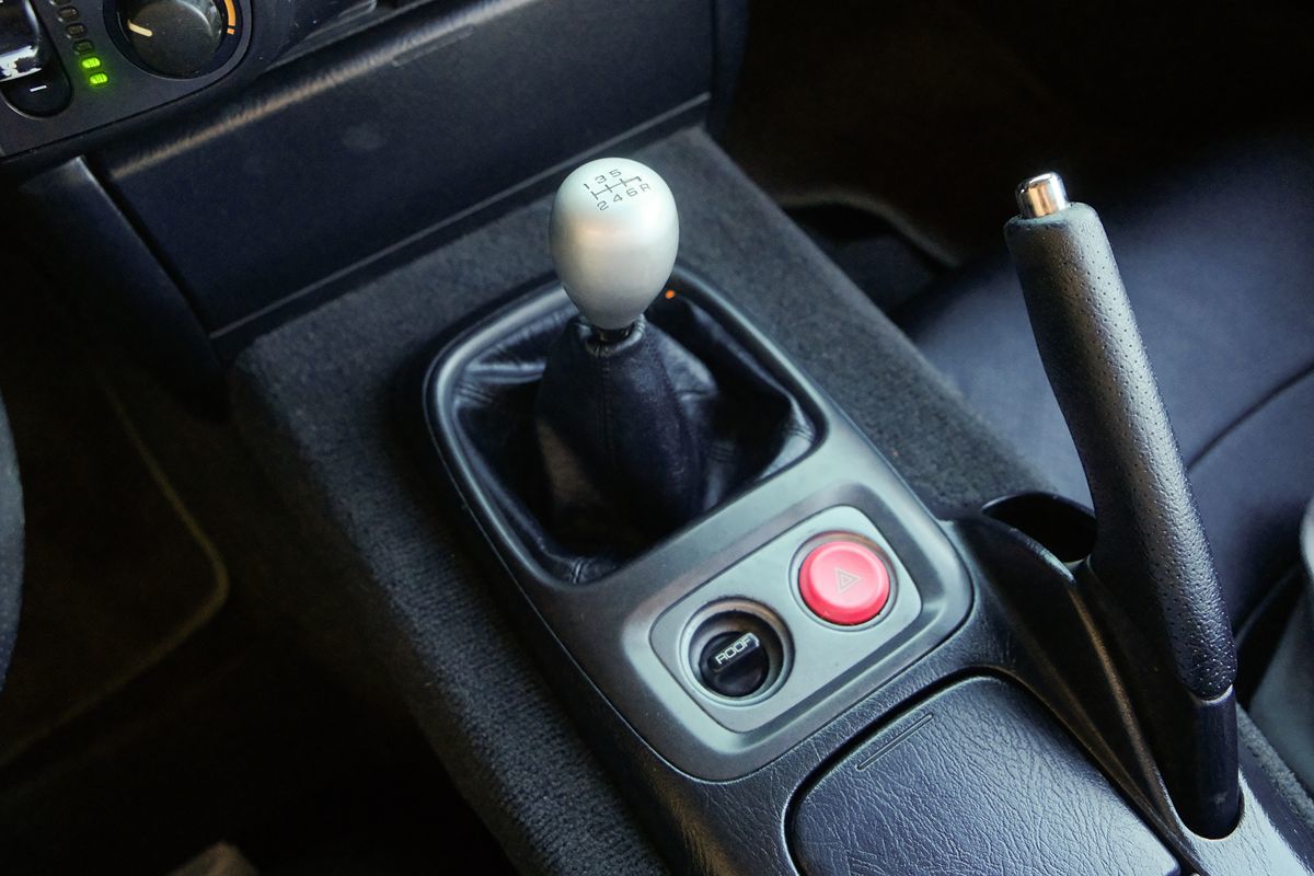 2000 Honda S2000 photo 21