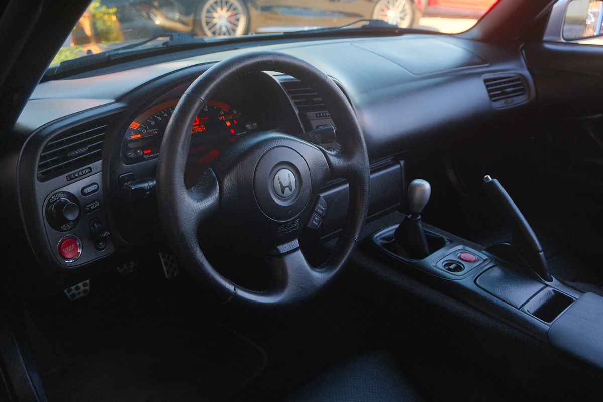 2000 Honda S2000 photo 39