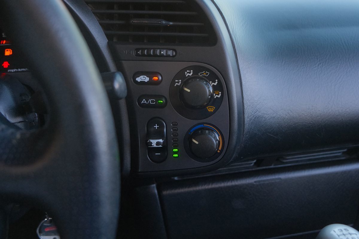 2000 Honda S2000 photo 19