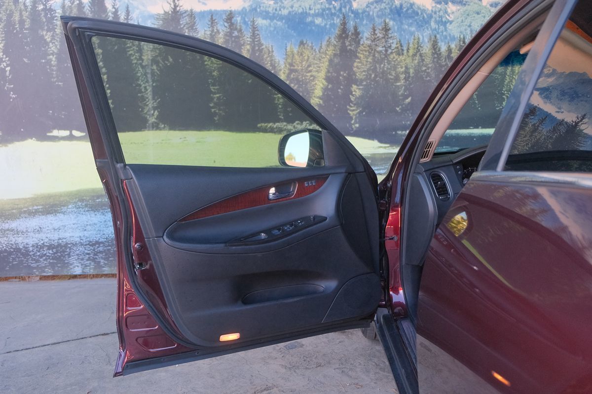 2017 Infiniti QX50 photo 9