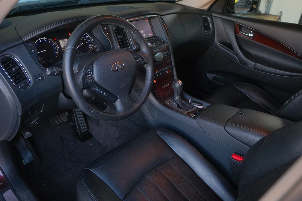 2017 Infiniti QX50 photo 12