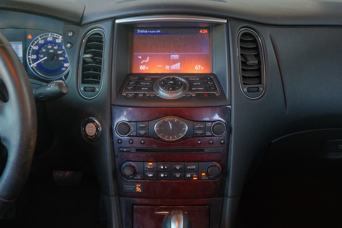 2017 Infiniti QX50 photo 18