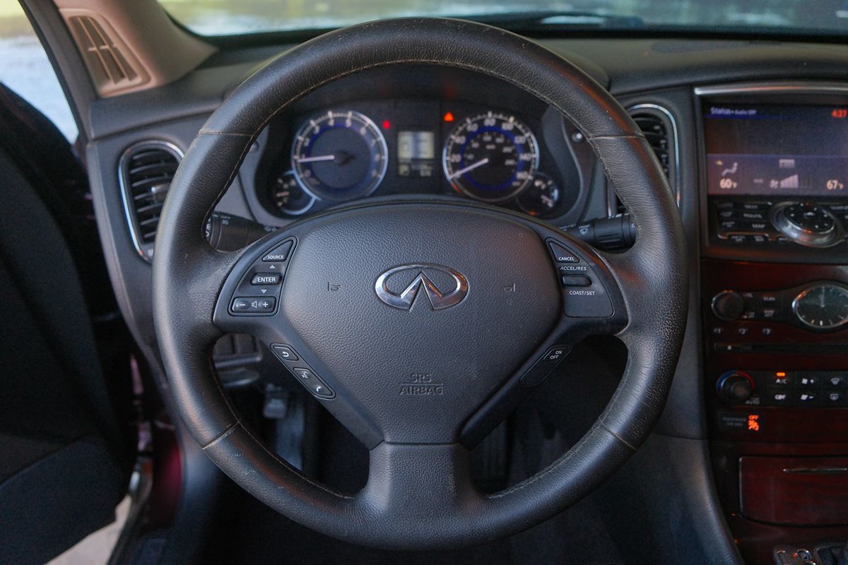 2017 Infiniti QX50 photo 13