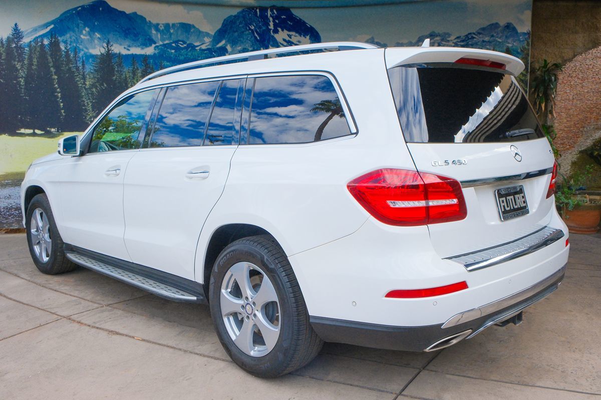 2017 Mercedes Benz GLS 450 4MATIC photo 4