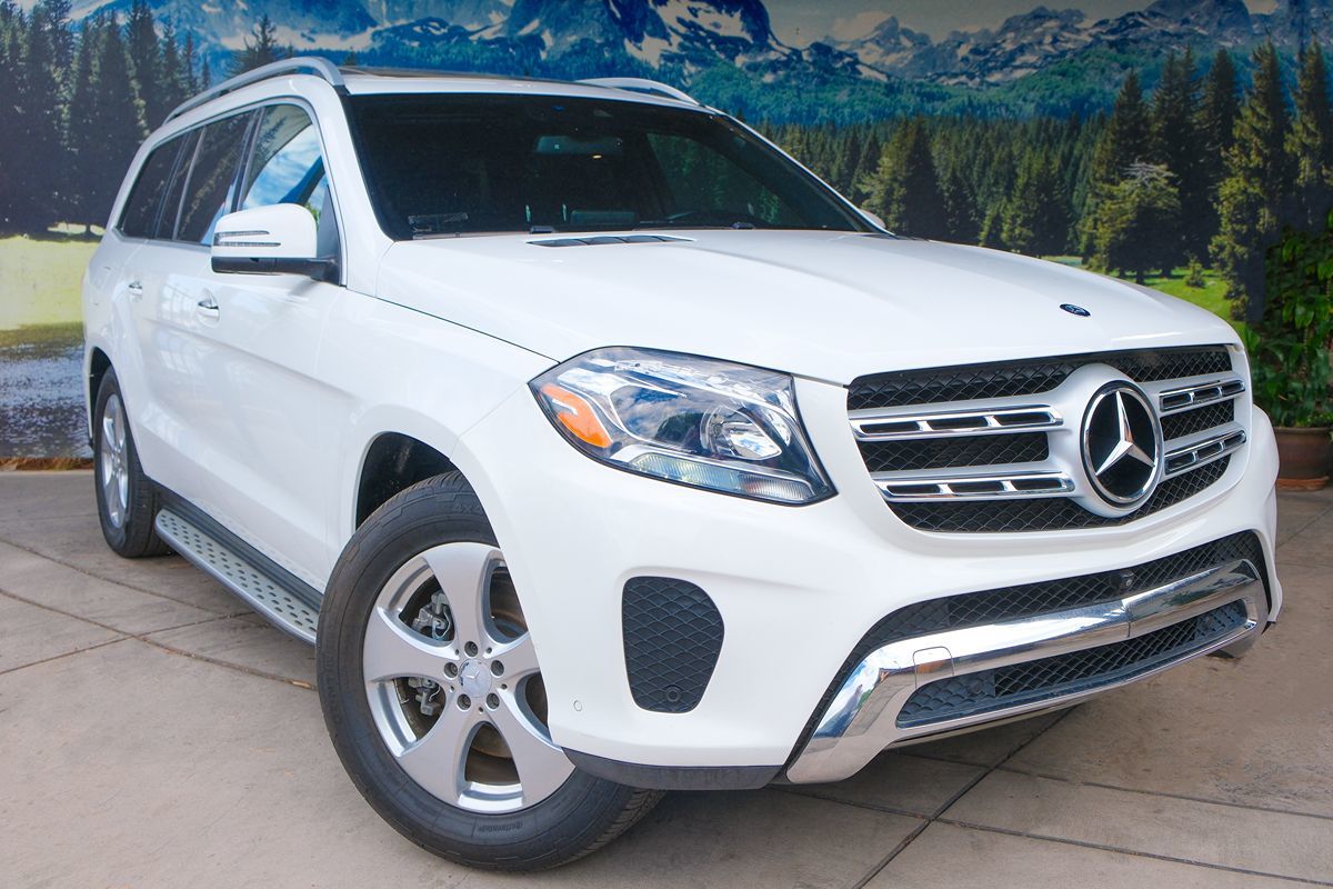 2017 Mercedes Benz GLS 450 4MATIC photo 3