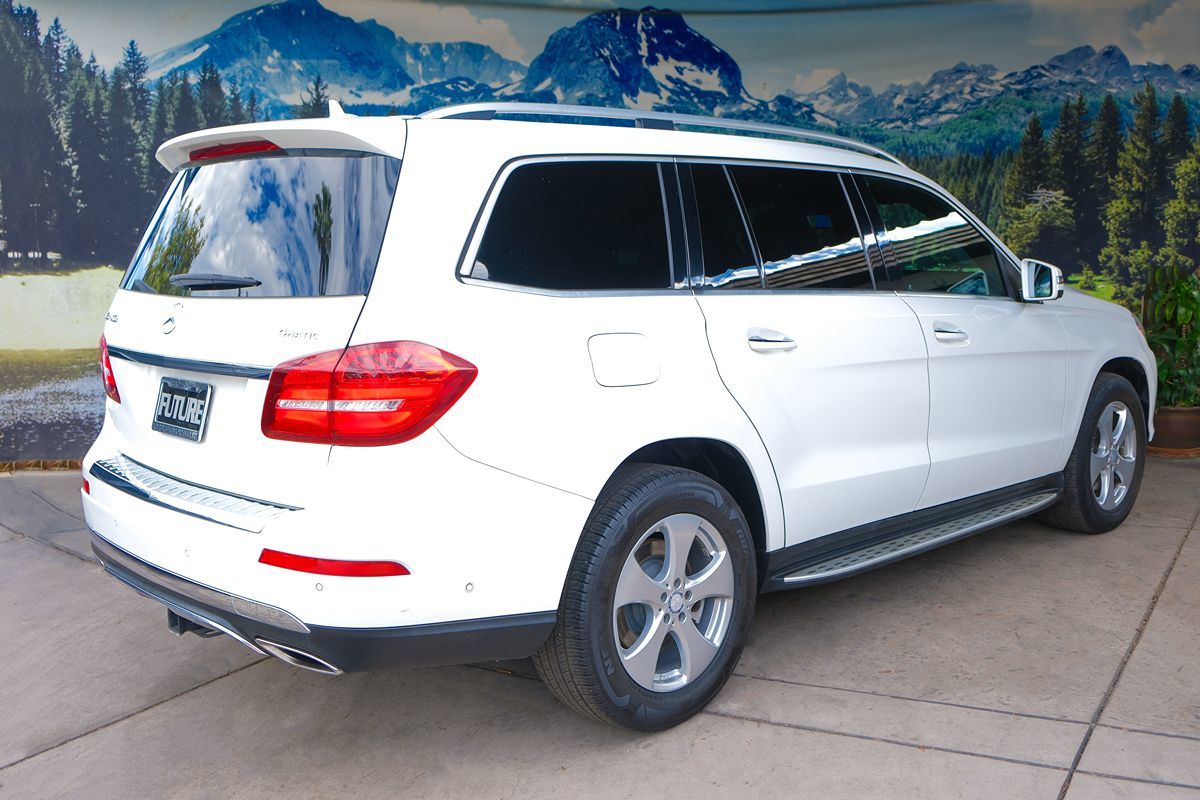 2017 Mercedes Benz GLS 450 4MATIC photo 6