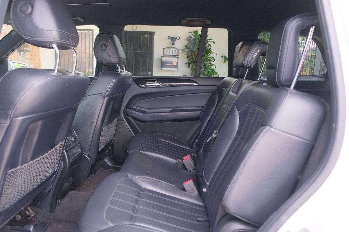 2017 Mercedes Benz GLS 450 4MATIC photo 34